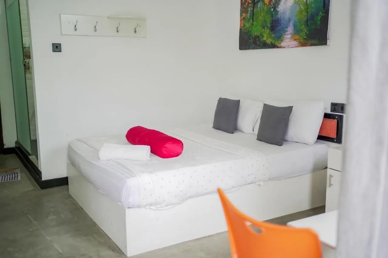 ***  كاندي Avora Mount Hotel سريلانكا